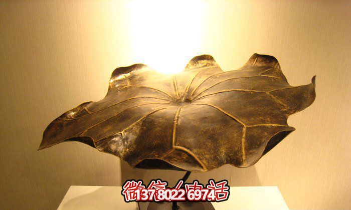 精美銅雕荷葉雕塑，添彩廣場環境