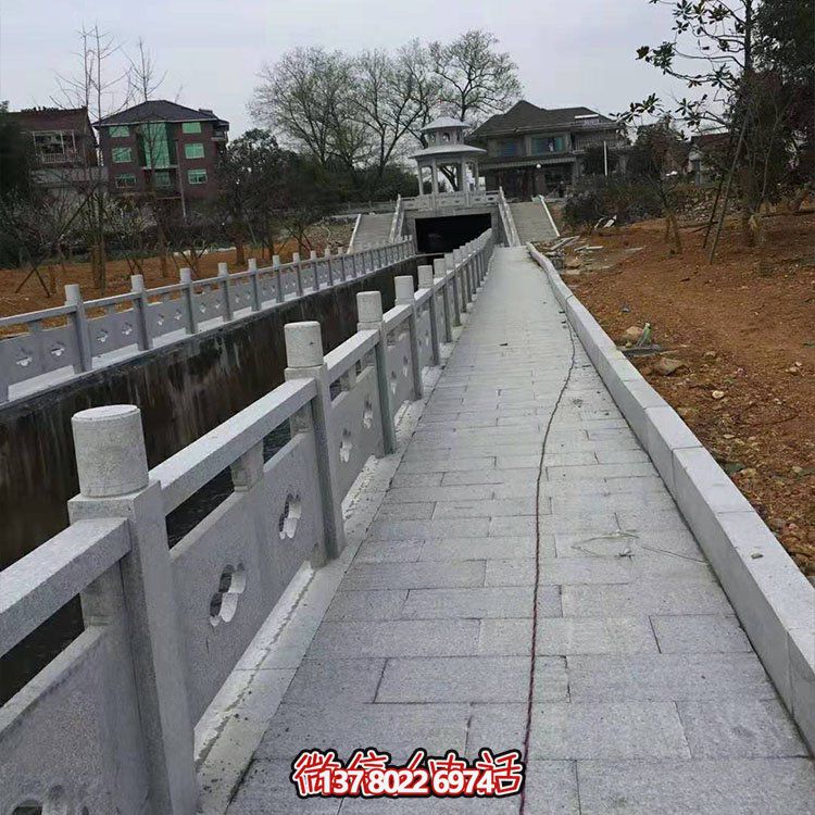 精美大理石護欄雕塑，點綴河道戶外環境