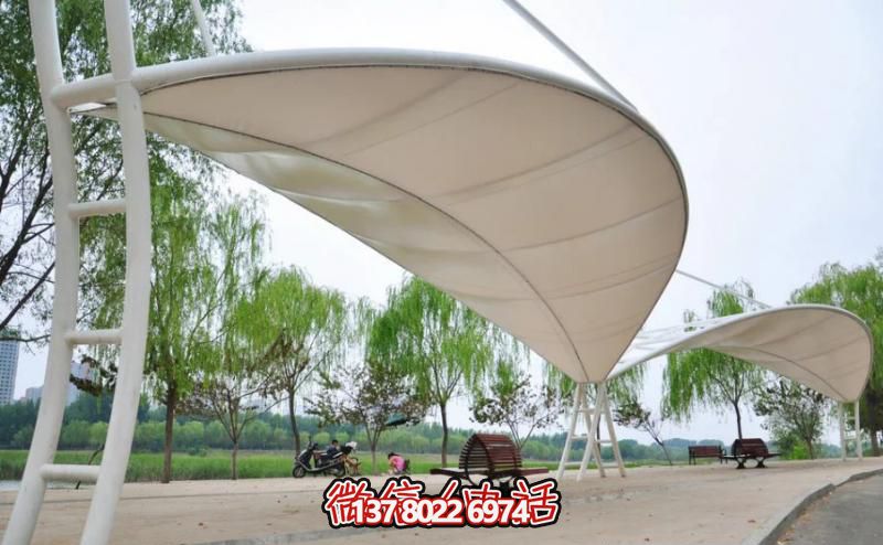 城市廣場(chǎng)裝飾不銹鋼樹葉形涼亭雕塑